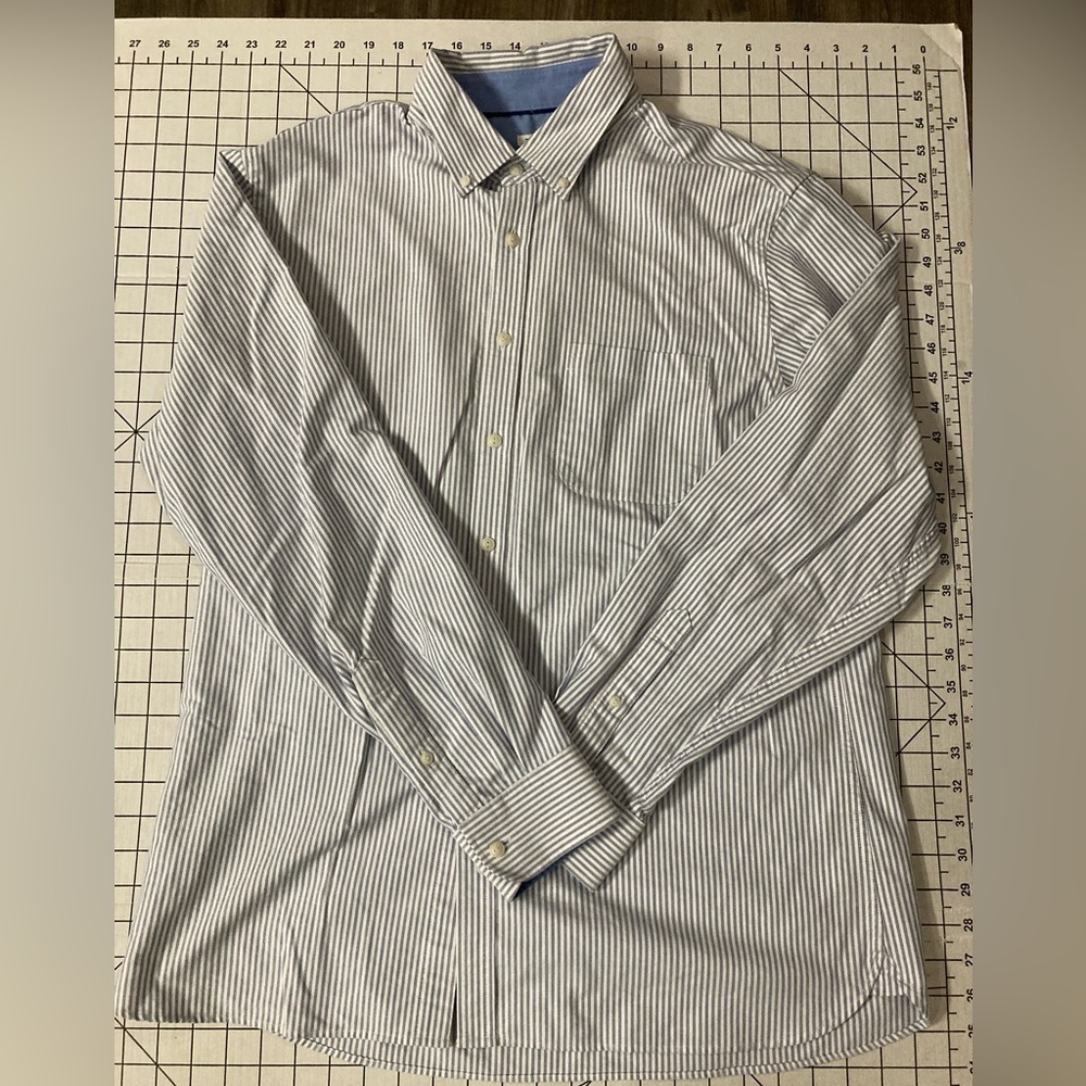 Jos A Bank Large Blue/White Striped Tailored Fit Button Down Shirt